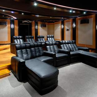 Example of a classic home theater design in Grand Rapids