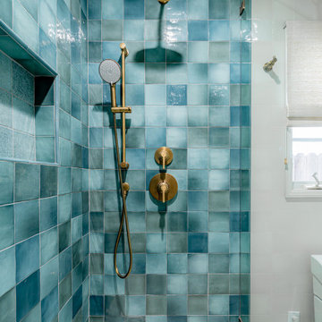 Guest Bathroom!