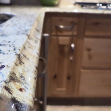 Rustic Alder/Natural/Amesbury