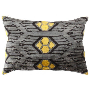 TI 190 B Decorative Throw Velvet Ikat Pillow, 15''x23''