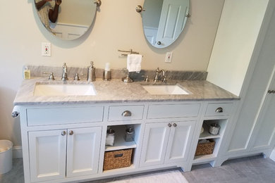 Bathroom - traditional bathroom idea in New York