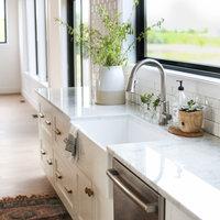 Austen Crisp White Fireclay 36" Single Bowl Farmhouse Undermount Kitchen Sink
