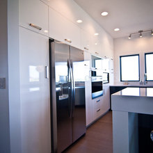 Colter Modern kitchen