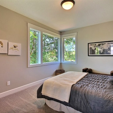 Another Guest Bedroom - The Deerhaven in Camas, Wa