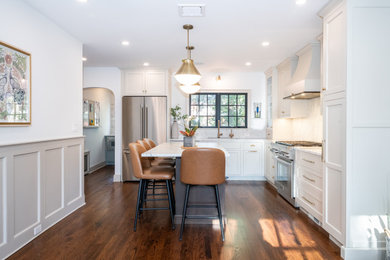 Minimalist home design photo in New York