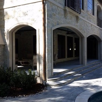 Motorized Retractable Screens