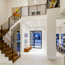 stairway/hallway/entry way