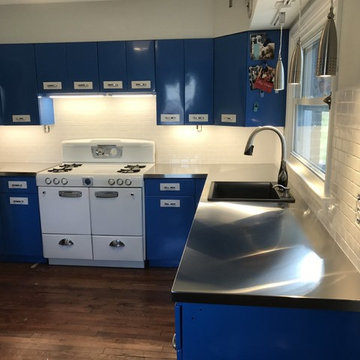 Stainless Steel Counter Tops in Pennsylvania Kitchen