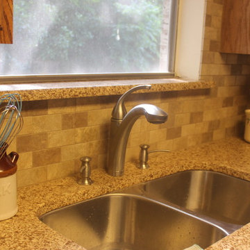 Tawny Oak Cabinets w/Chocolate Truffle Caesarstone and Subway Backsplash