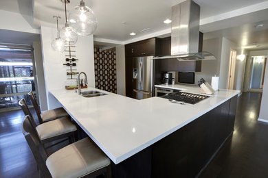 Inspiration for a contemporary kitchen remodel in Dallas