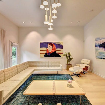 Kings Court Residence