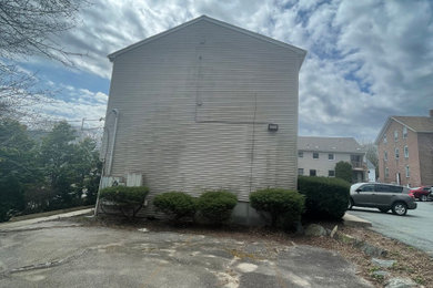 Apartment buildiing pressure washing in Lincoln Rhode Island