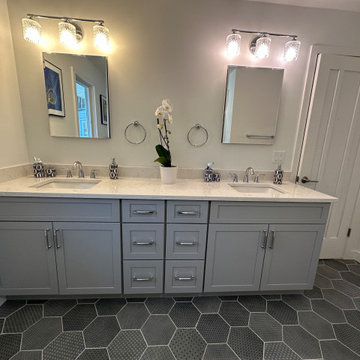 Bright and Contemporary Hall Bathroom