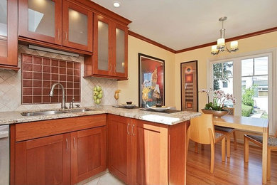 Transitional kitchen photo in San Francisco