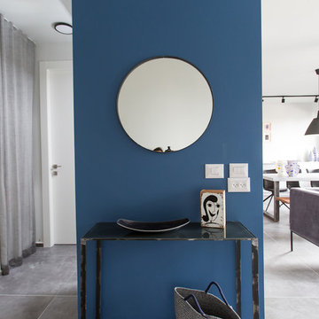 A modern and contemporary Air BnB apartment in Ramat Hasharon, Israel