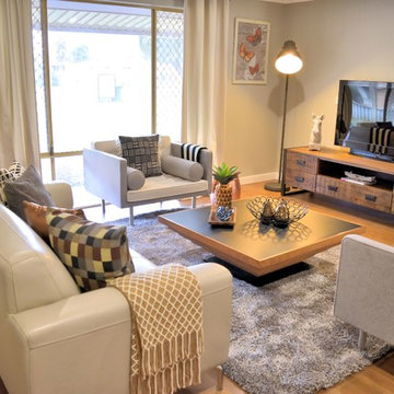 Groove is in the heart - Love this 1970's reno property.