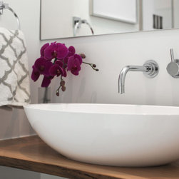 19th Street - Bath Products