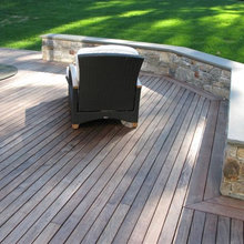 Balmoral Deck