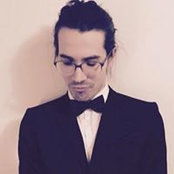 Alfred Jimenez's photo
