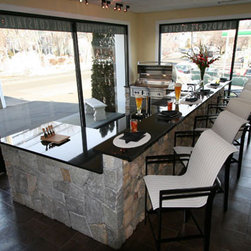 Outdoor Kitchens - Outdoor Grills