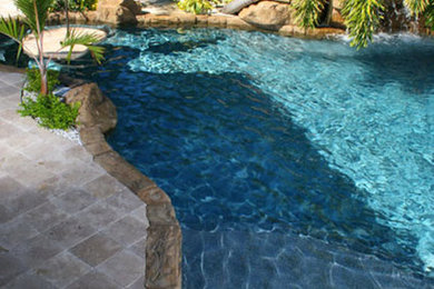 Example of a pool fountain design in Tampa
