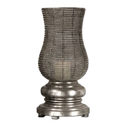 UT1941 - Vases