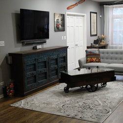Transitional Damask Gray Area Rugs - Area Rugs
