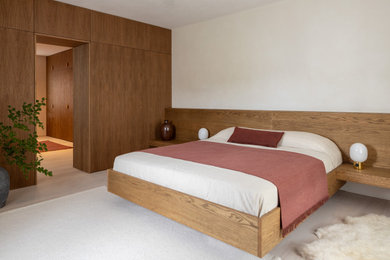 Contemporary bedroom in Dublin.