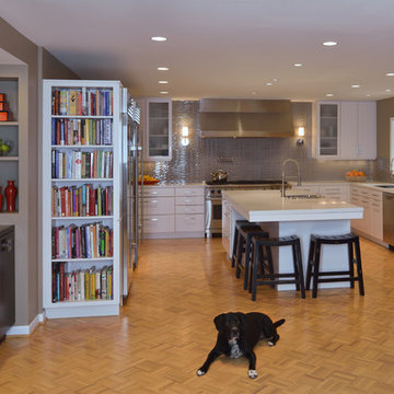 Contemporary Memorial Kitchen & Bar
