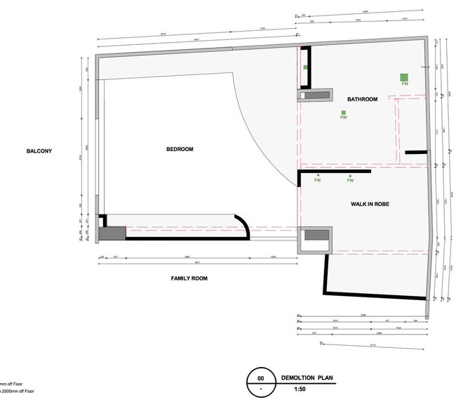 Floor Plan Wide Views Into Almost-Black Bathroom Are Surprisingly Relaxing