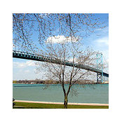 Foto von McGruder Street