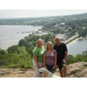 Lynn Sinasac's photo