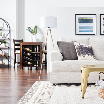 Inspiration for a transitional living room remodel in Tampa