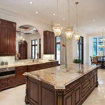 Large Traditional Island with Gold Details