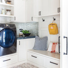 Built in nook seating