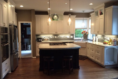 Example of a trendy kitchen design in Portland