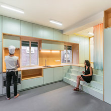 Houzz Tour: A 335-Sq-Ft Apartment Hides Storage and Surprises