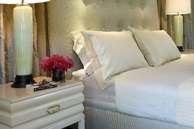 Trendy bedroom photo in Chicago