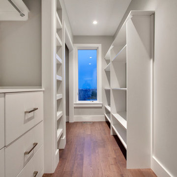 Walk in Closet