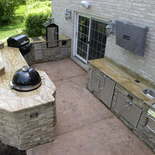 Outdoor Kitchen