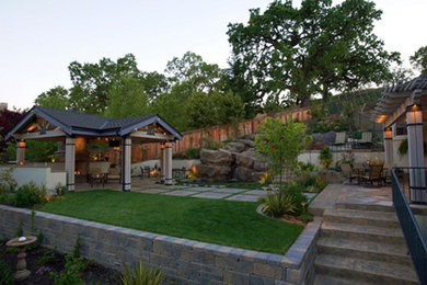 Inspiration for a contemporary landscaping in San Francisco.