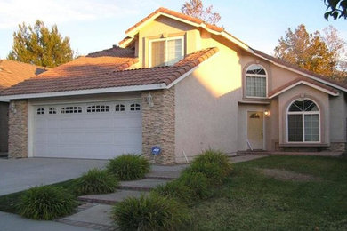 Modern exterior home idea in Los Angeles
