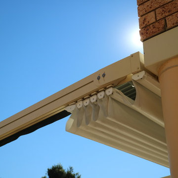 Papilio Retractable Roof and Straight Drop Screens
