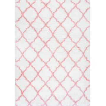 Soft and Plush Cloudy Shag Trellis Rug, Baby Pink, 7'10" Square