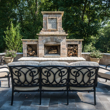 Warming Outdoor Fireplace & Fire Pit Retreats