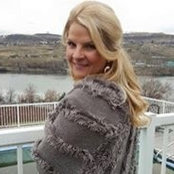 Holly Hocum's photo