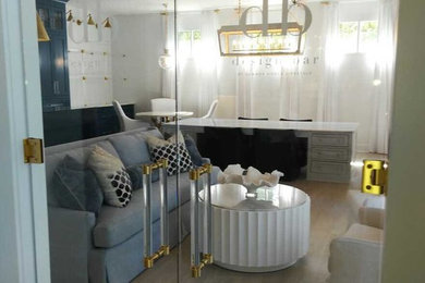 Example of an entryway design in Miami