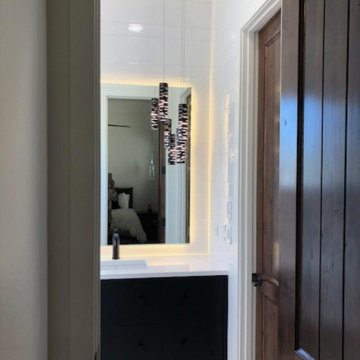entrance to second bath