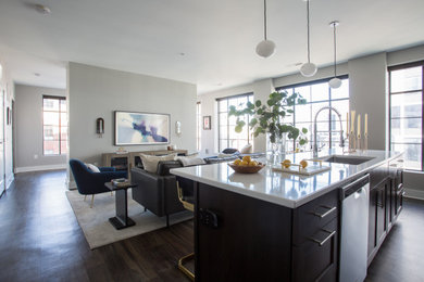 Inspiration for a modern kitchen remodel in Columbus