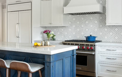 Kitchen of the Week: Classic Feel, Modern Sparkle